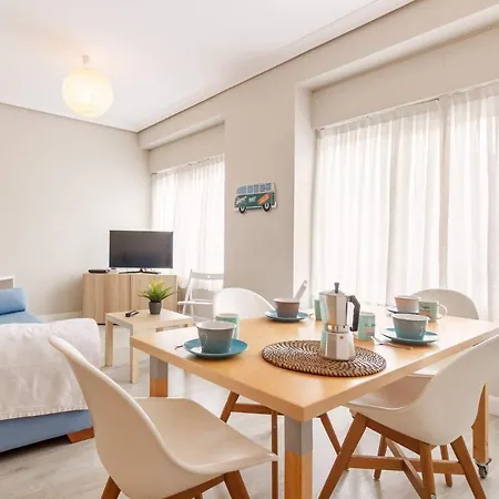 Vivienda Turistica De Prestancia Junto A La Ria De Nervion * Бильбао